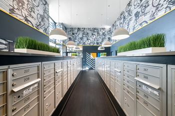 24/7 Package lockers
